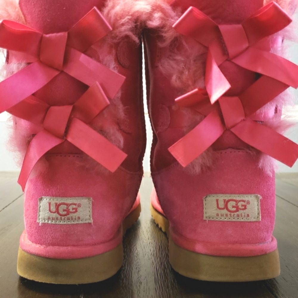 UGG Bailey Bow Magenta